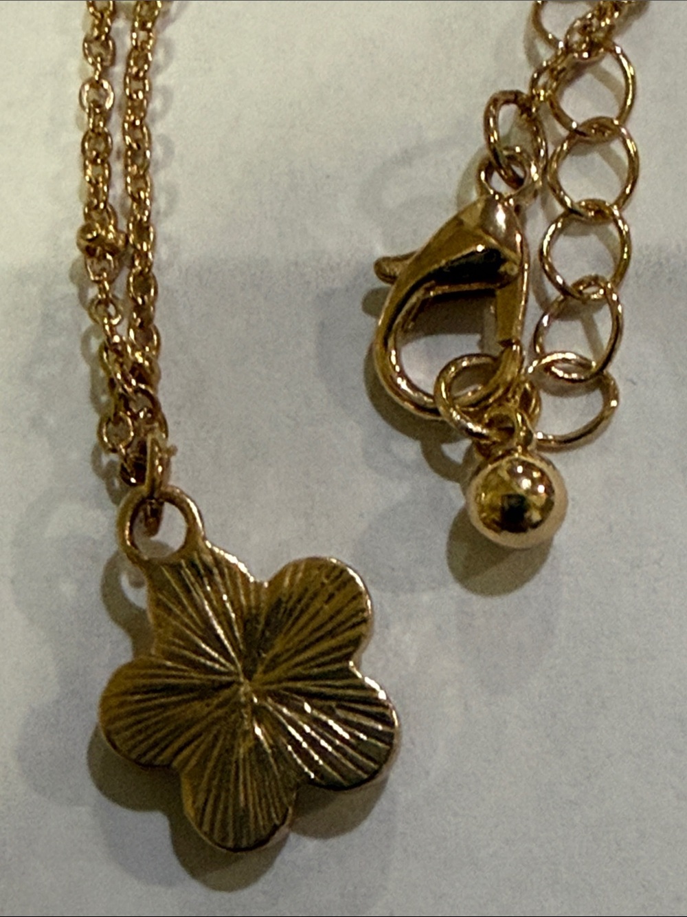 Gold Plated Flower Pendant Necklace From Anthropologie!!🔥🔥🔥 - Picture 8 of 13